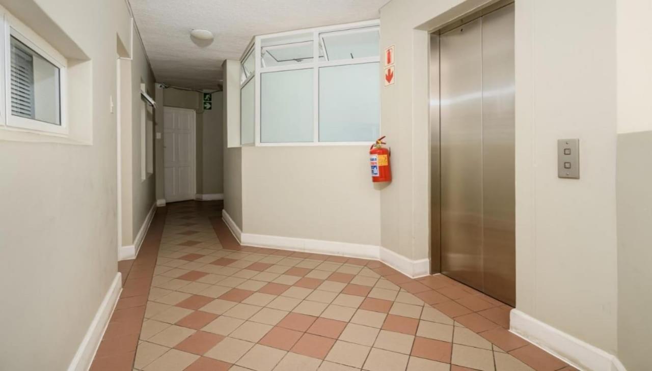 Cascades 103 Apartment Порт Елизабет Екстериор снимка
